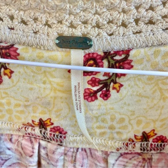 Free People Pink Floral Crop Leilani Blouse XS - Picture 4 of 6